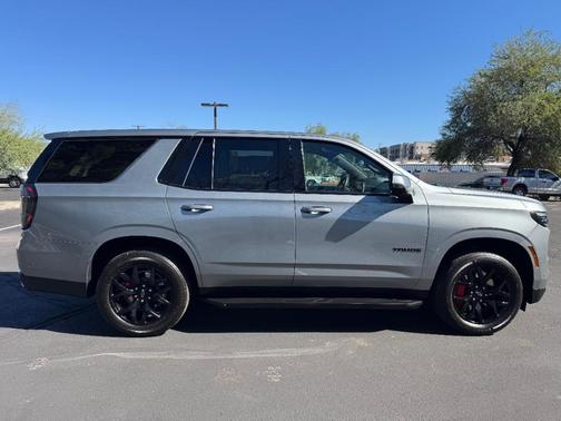 2025 Chevrolet Tahoe RST