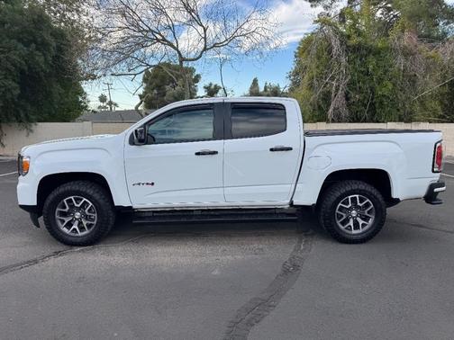 2022 GMC Canyon AT4