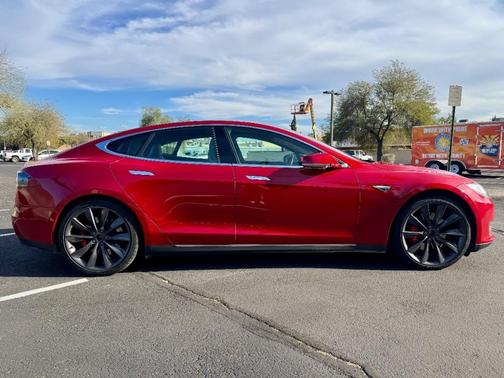 2015 Tesla Model S P85D