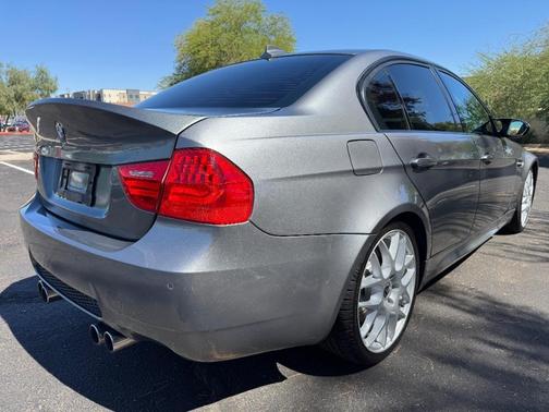 2011 BMW M3 Base (M6)