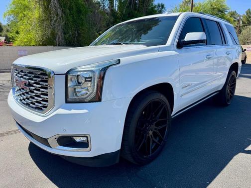 Summit White 2018 GMC Yukon Denali