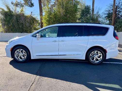 2022 Chrysler Pacifica Limited