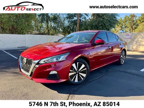 2022 Nissan Altima 2.5 SV