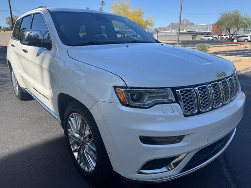 2017 Jeep Grand Cherokee Summit