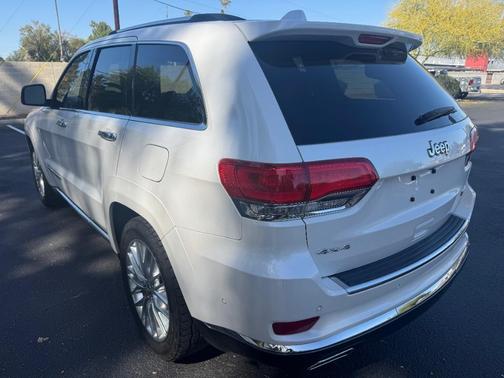 2017 Jeep Grand Cherokee Summit