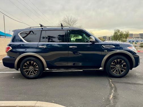 2017 Nissan Armada Platinum