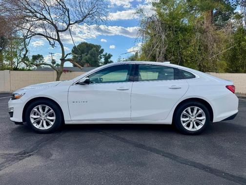 2025 Chevrolet Malibu LT