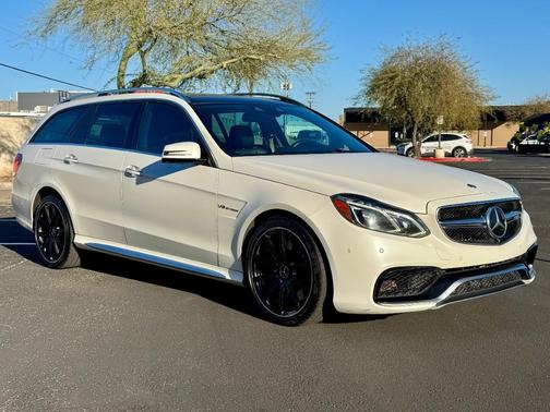 2015 Mercedes-Benz E-Class E 63 AMG S-Model 4MATIC