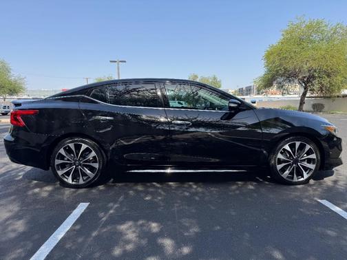 2017 Nissan Maxima 3.5 SR