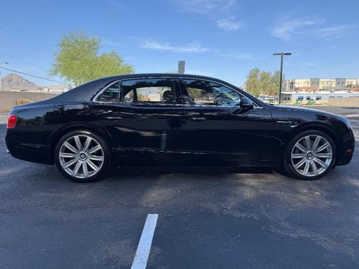 2014 Bentley Flying Spur Base