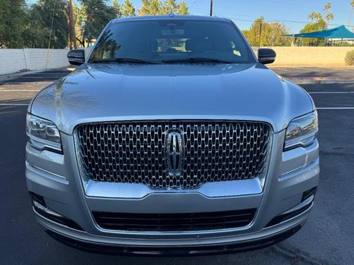 2024 Lincoln Navigator L Premiere