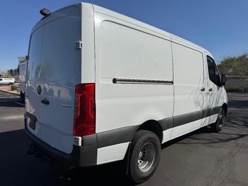 Arctic White 2021 Mercedes-Benz Sprinter 3500 ROOF I4 144