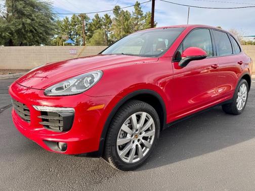 2016 Porsche Cayenne Base
