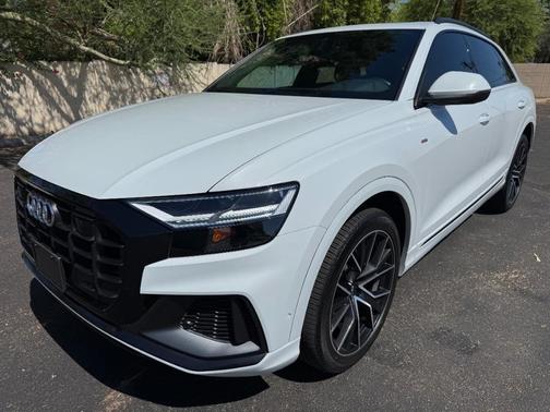 2020 Audi Q8 55 Premium
