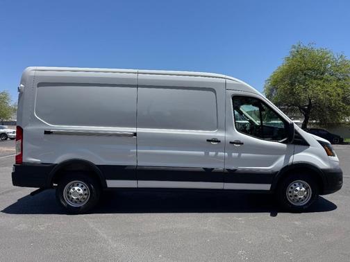 2025 Ford Transit-250 148 WB Medium Roof Cargo