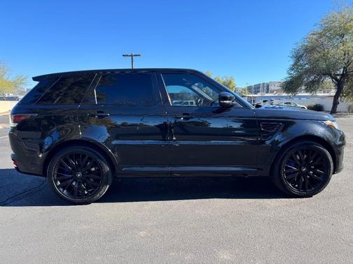 2017 Land Rover Range Rover Sport 5.0L Supercharged SVR