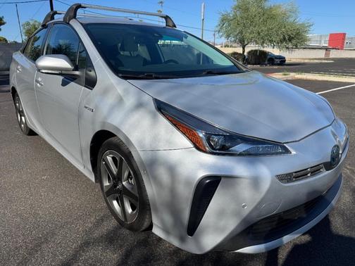 2021 Toyota Prius XLE