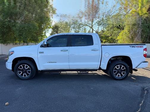 2019 Toyota Tundra SR5