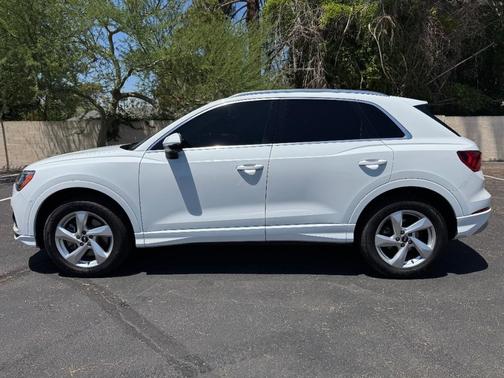 2021 Audi Q3 40 Premium