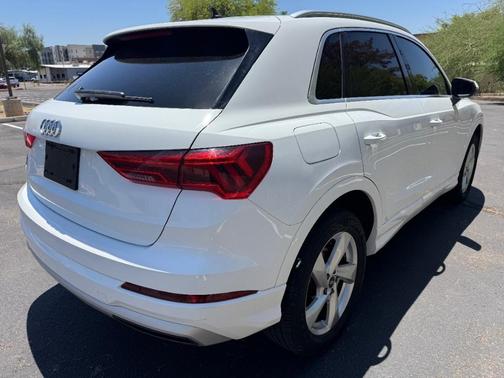 2021 Audi Q3 40 Premium