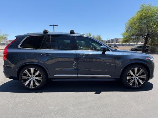 Gray Metallic 2020 Volvo XC90 T6 Inscription 6 Passenger