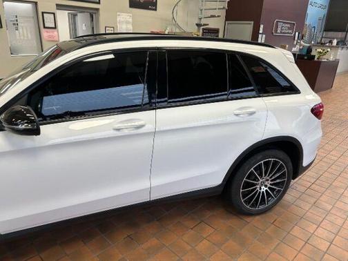 2019 Mercedes-Benz GLC 300 Base