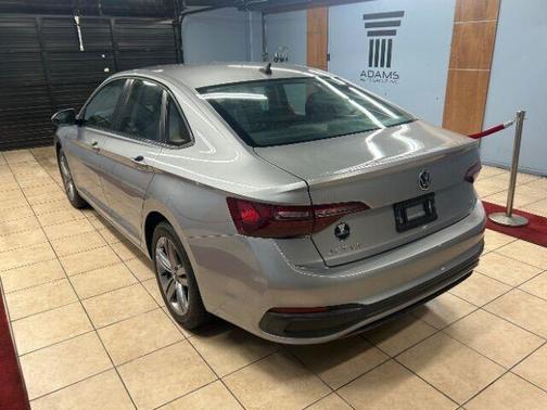 2022 Volkswagen Jetta 1.5T SE
