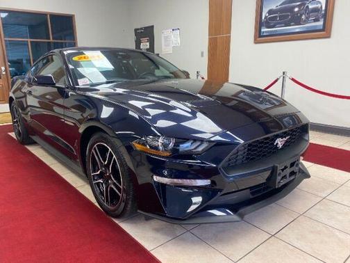 2021 Ford Mustang EcoBoost