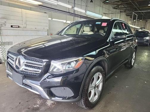 2018 Mercedes-Benz GLC 300 Base 4MATIC