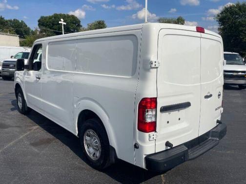 2021 Nissan NV Cargo NV2500 HD S/SV V6/V8