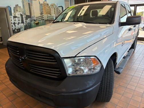 2017 RAM 1500 Tradesman/Express