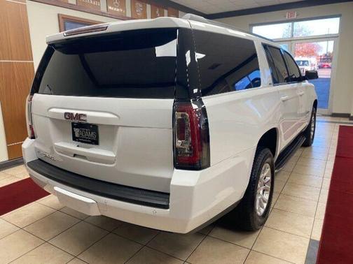 2020 GMC Yukon XL SLT