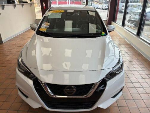 2021 Nissan Versa 1.6 SV