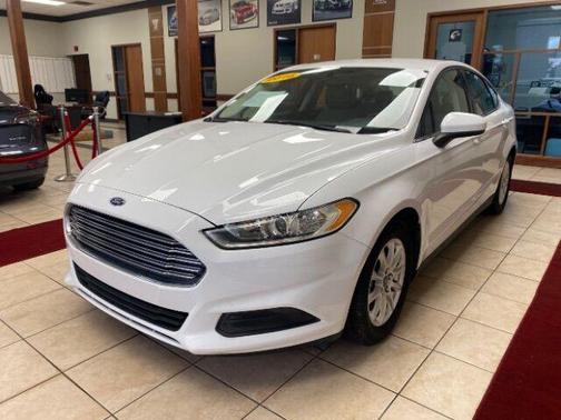 2016 Ford Fusion S