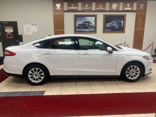2016 Ford Fusion S