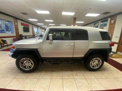 2007 Toyota FJ Cruiser Base (Retail Orders Only) (A5)