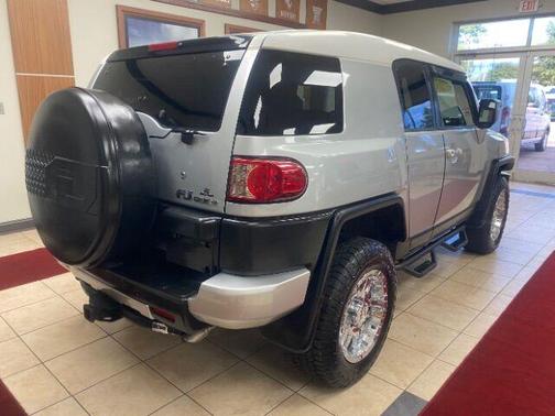 2007 Toyota FJ Cruiser Base (Retail Orders Only) (A5)