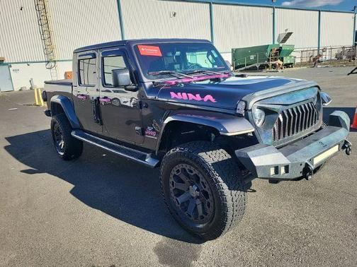 Granite Crystal Clearcoat Metallic 2021 Jeep Gladiator Overland