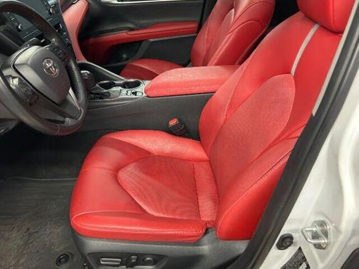2023 Toyota Camry Hybrid XSE