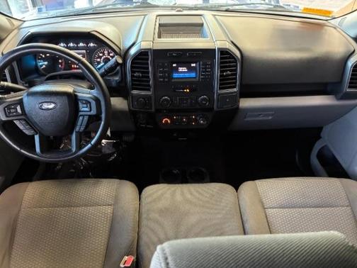 Blue Jeans Metallic 2017 Ford F-150 XLT