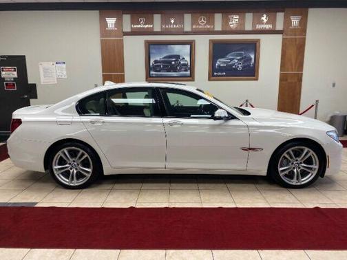 2014 BMW 740 i