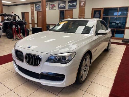 2014 BMW 740 i