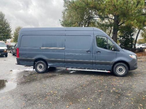 2019 Mercedes-Benz Sprinter 2500 High Roof