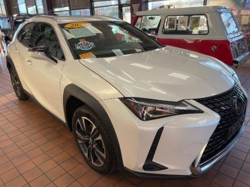 2022 Lexus UX 200 Base