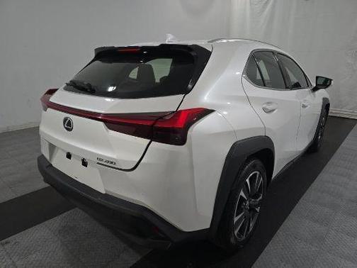 2022 Lexus UX 200 Base