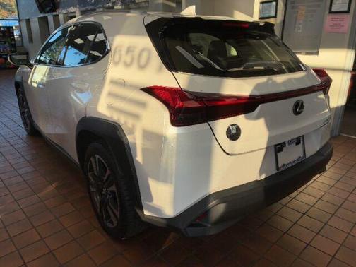 2022 Lexus UX 200 Base
