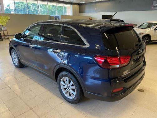 2020 Kia Sorento LX V6