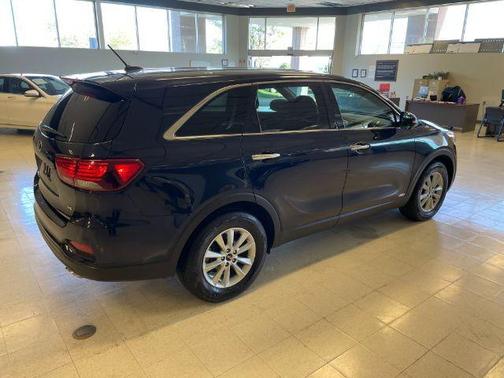 2020 Kia Sorento LX V6