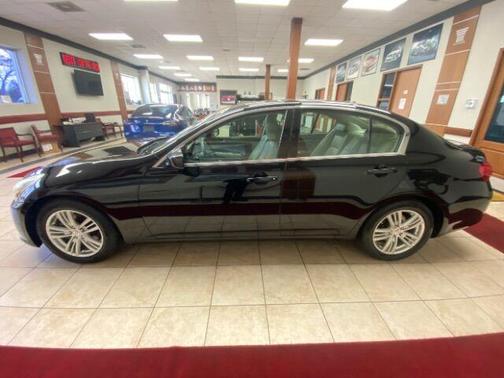 2011 INFINITI G37 Journey