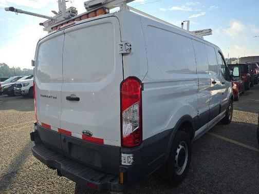 2017 Ford Transit-250 Base